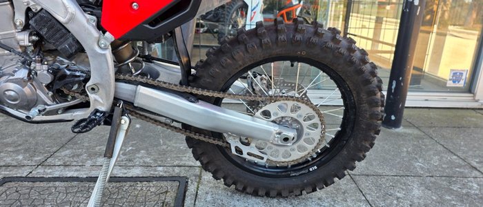 2022 Honda CRF250F RED