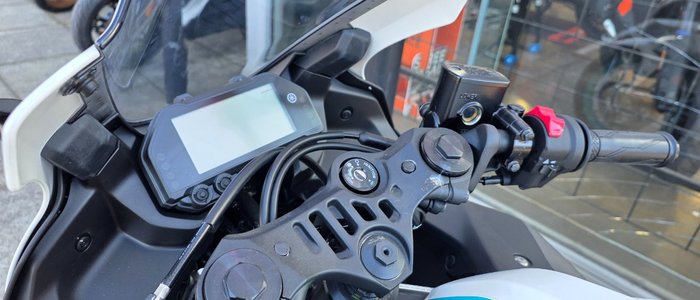 2023 Yamaha YZF-R3 WHITE