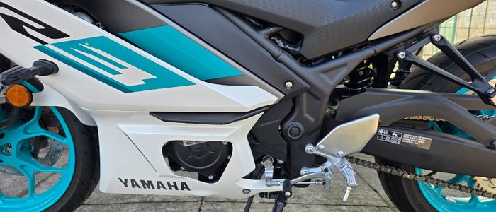 2023 Yamaha YZF-R3 WHITE