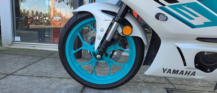 2023 Yamaha YZF-R3 WHITE