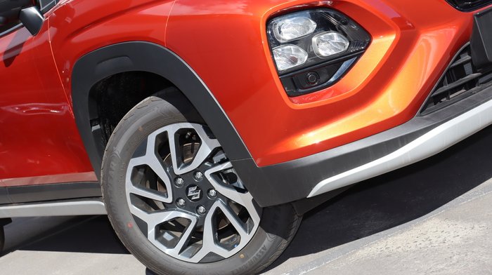 2025 Suzuki Fronx Hybrid GLX