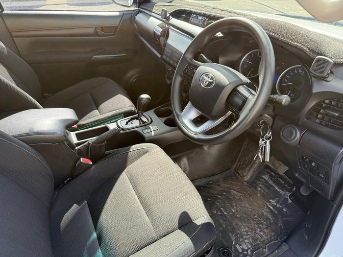 2018 Toyota Hilux SR