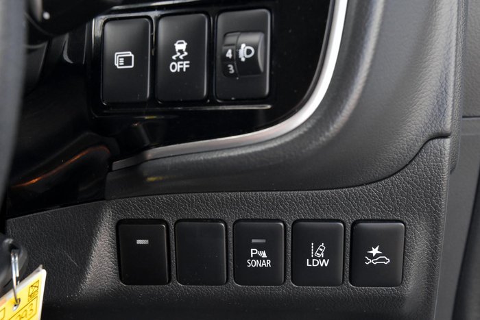 2021 Mitsubishi Outlander ES