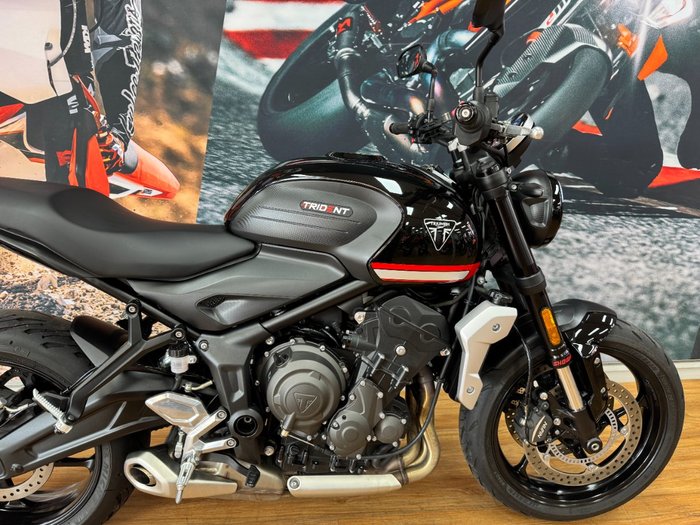 2023 Triumph TRIDENT 660 BLACK