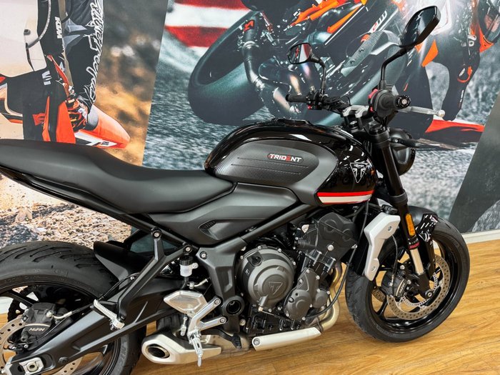 2023 Triumph TRIDENT 660 BLACK