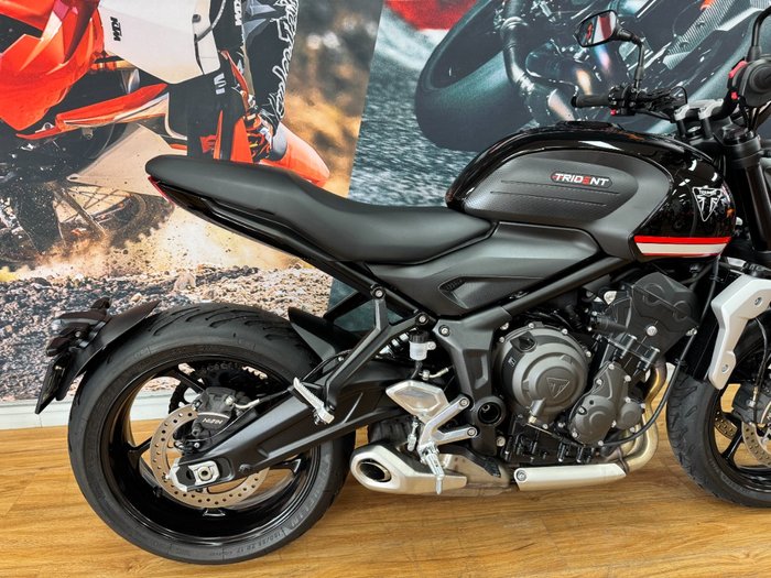 2023 Triumph TRIDENT 660 BLACK