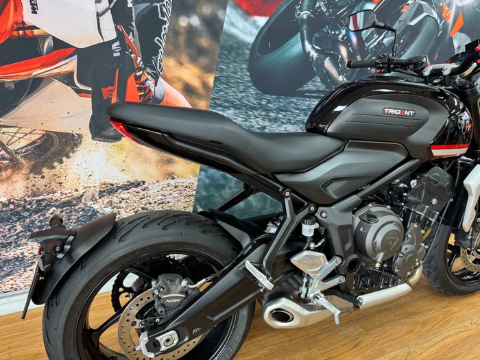 2023 Triumph TRIDENT 660 BLACK