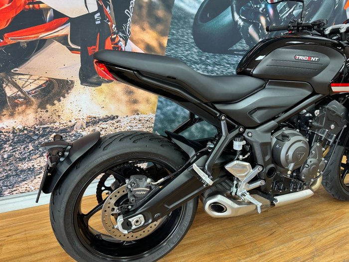 2023 Triumph TRIDENT 660 BLACK