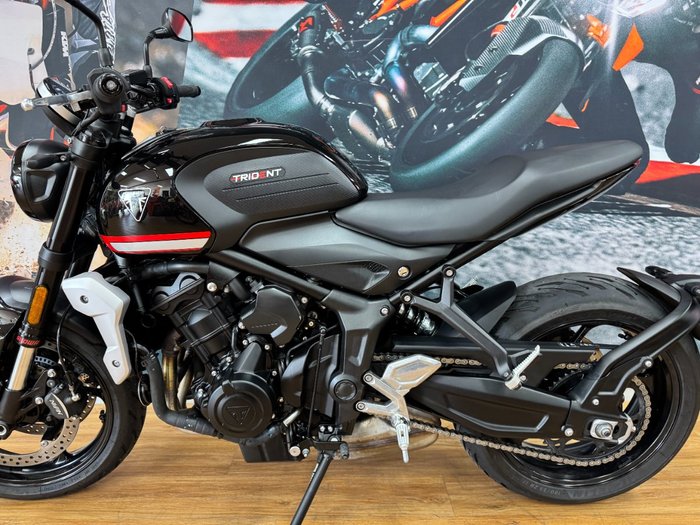 2023 Triumph TRIDENT 660 BLACK