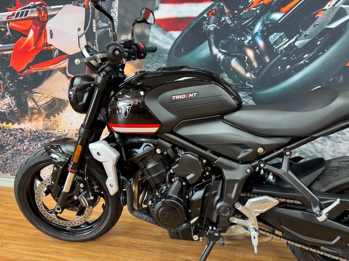 2023 Triumph TRIDENT 660 BLACK
