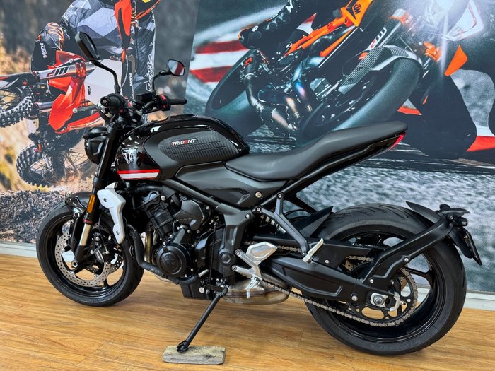2023 Triumph TRIDENT 660 BLACK