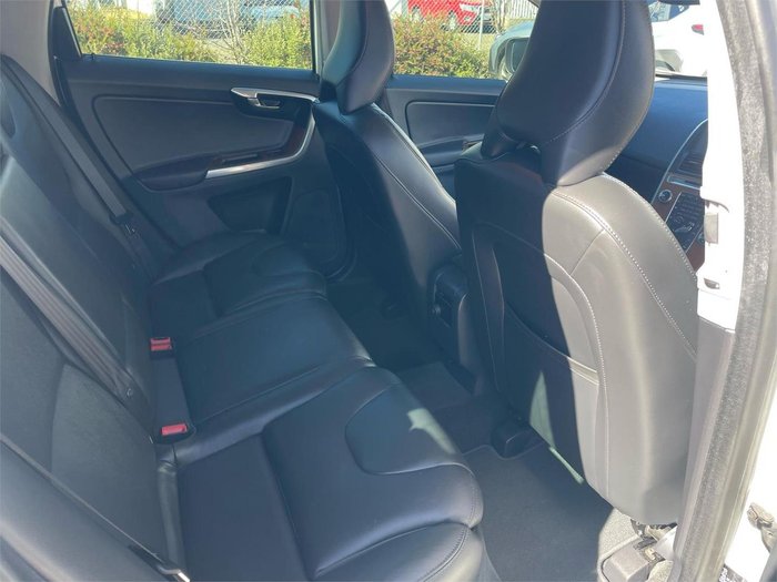 2016 Volvo XC60 T5 Luxury MY16 Crystal White