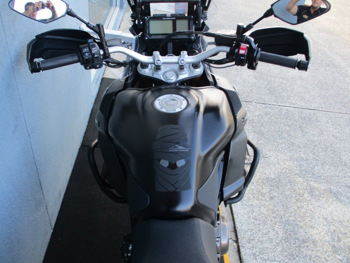 2021 Yamaha XT1200ZE SUPER TENERE Black