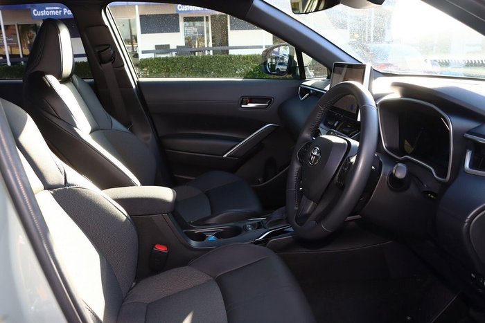 2024 Toyota Corolla Cross GXL