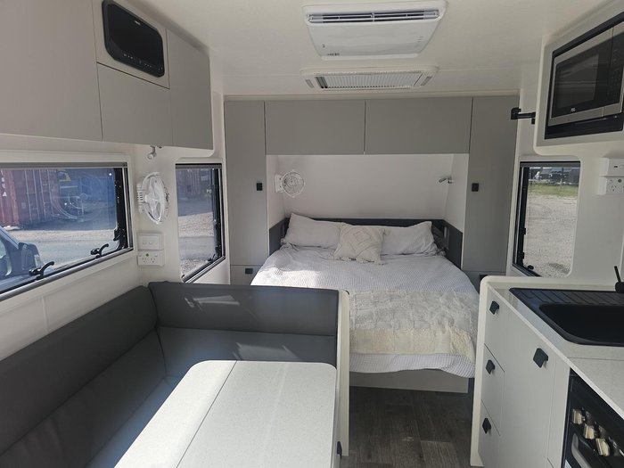 2025 New Age Caravans Manta Ray Mr16er Exp