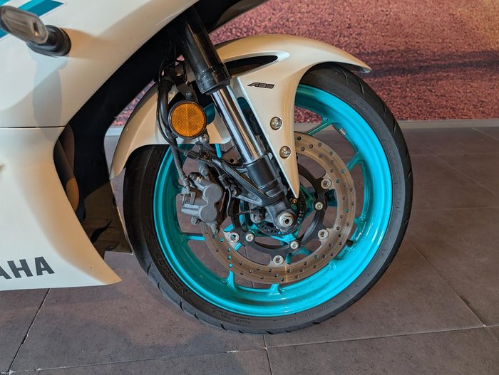 2023 Yamaha YZF-R3 R3