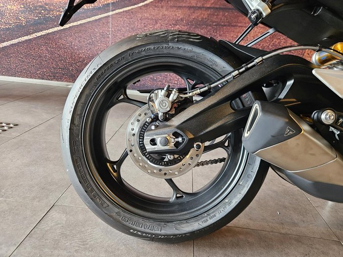 2025 Triumph Street Triple RS Street Triple Black
