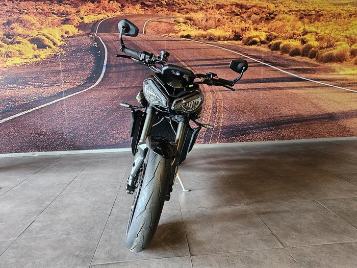 2025 Triumph Street Triple RS Street Triple Black