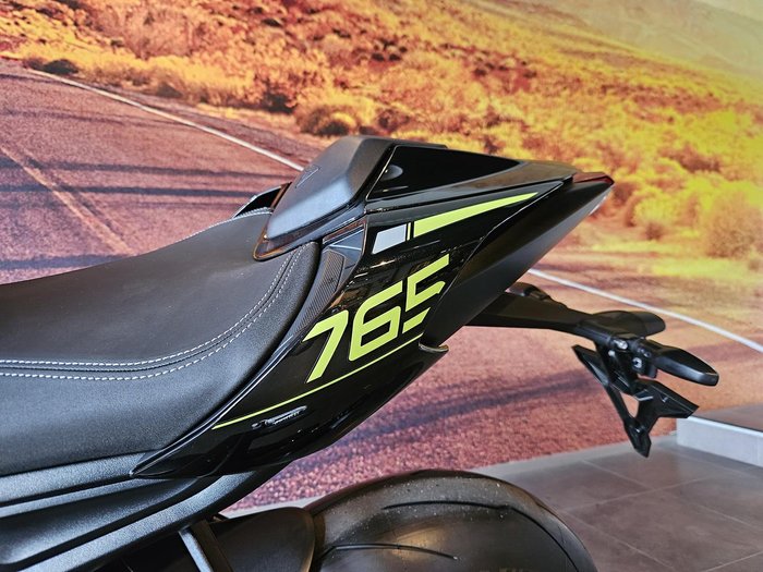 2025 Triumph Street Triple RS Street Triple Black