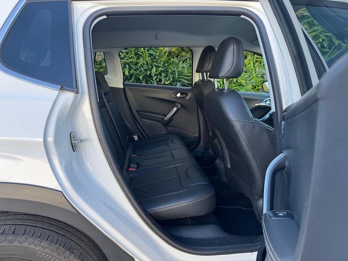 2018 Peugeot 2008 Allure A94 MY18 Pearl White
