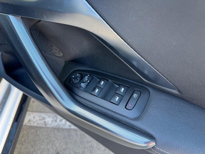 2018 Peugeot 2008 Allure A94 MY18 Pearl White
