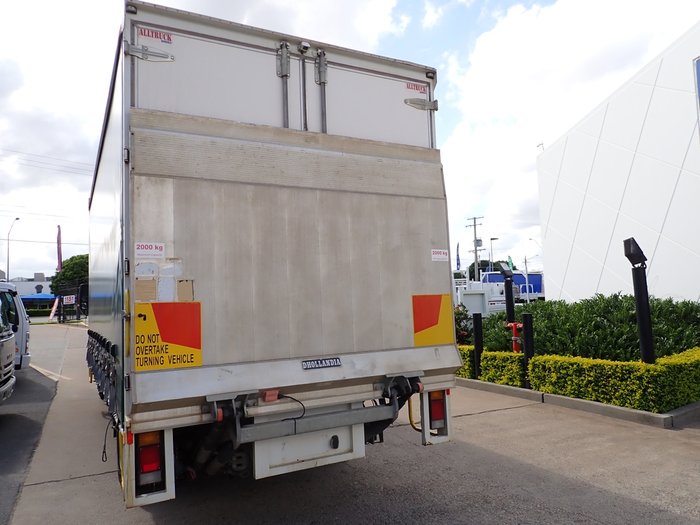 2016 ISUZU FSR 700 WHITE