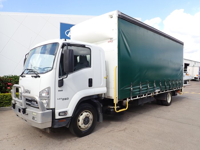 2016 ISUZU FSR 700 WHITE