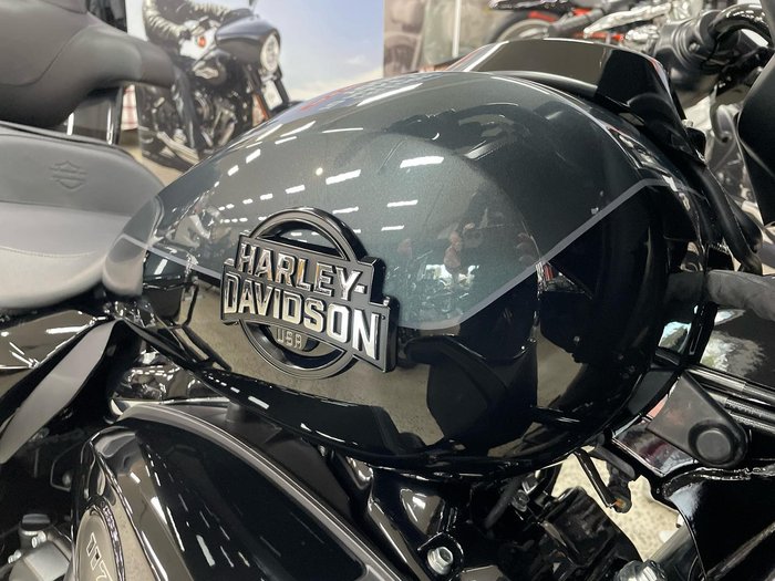 2025 Harley-Davidson Street Glide Ultra 117 (FLHXU) Touring Black