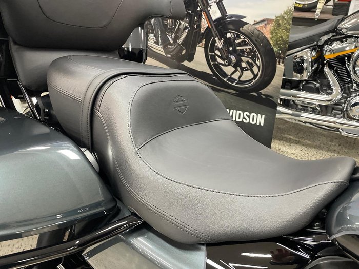 2025 Harley-Davidson Street Glide Ultra 117 (FLHXU) Touring Black