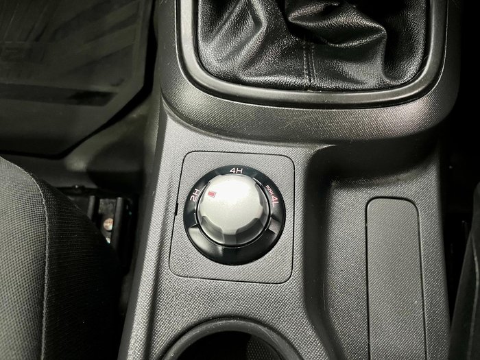 2016 Isuzu D-MAX SX MY15.5 4X4 Dual Range Splash White