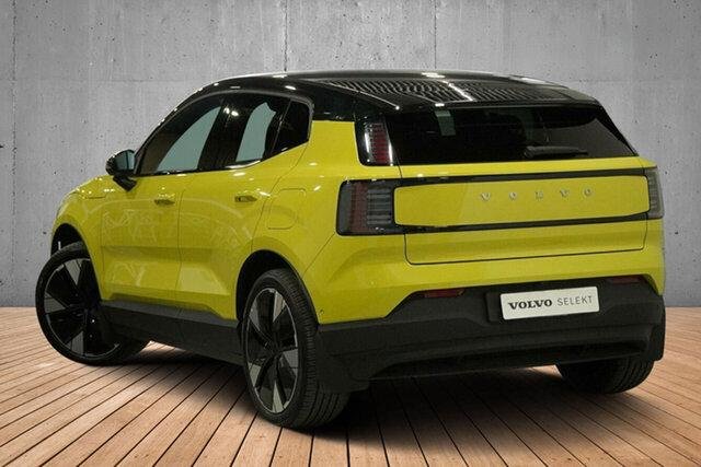 2023 Volvo EX30 Single Motor Extended Range Ultra
