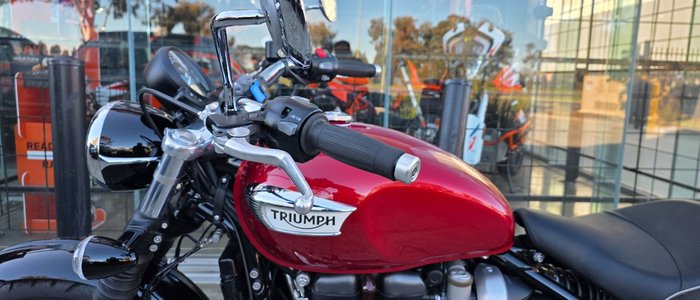 2018 Triumph BONNEVILLE SPEEDMASTER RED