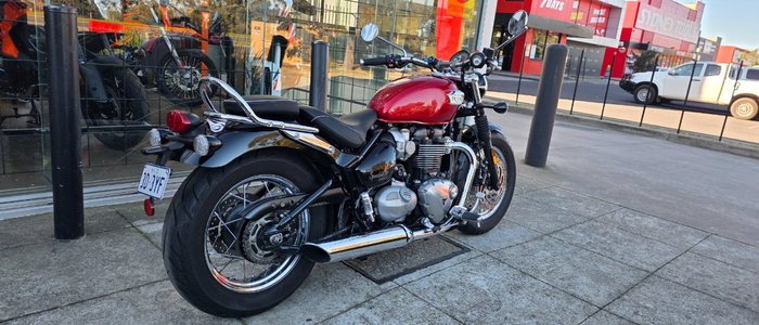 2018 Triumph BONNEVILLE SPEEDMASTER RED