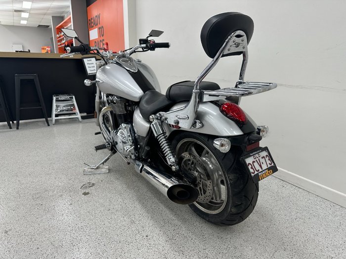 2010 Triumph THUNDERBIRD CHROME