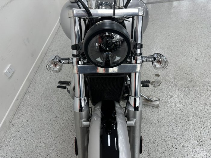 2010 Triumph THUNDERBIRD CHROME