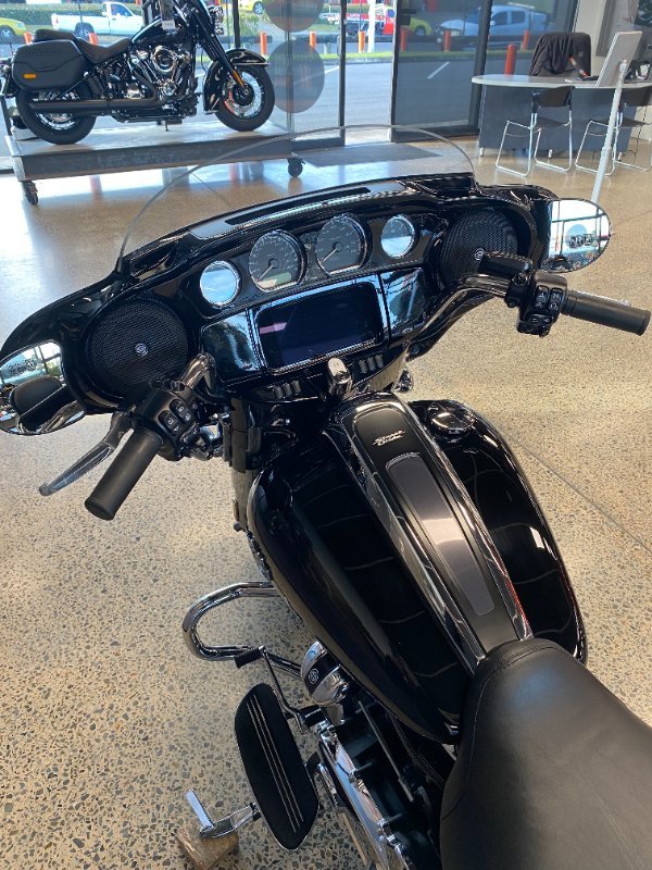 2022 Harley-davidson FLHXS STREET GLIDE SPECIAL VIVID BLACK