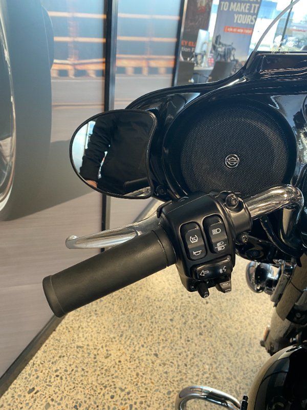 2022 Harley-davidson FLHXS STREET GLIDE SPECIAL VIVID BLACK