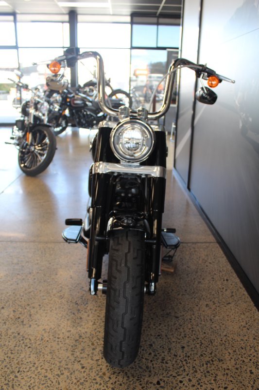 2021 Harley-davidson FLSL SOFTAIL SLIM (107) VIVID BLACK