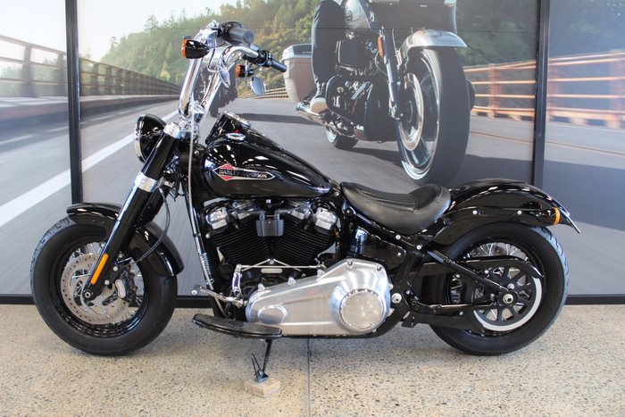 2021 Harley-davidson FLSL SOFTAIL SLIM (107) VIVID BLACK