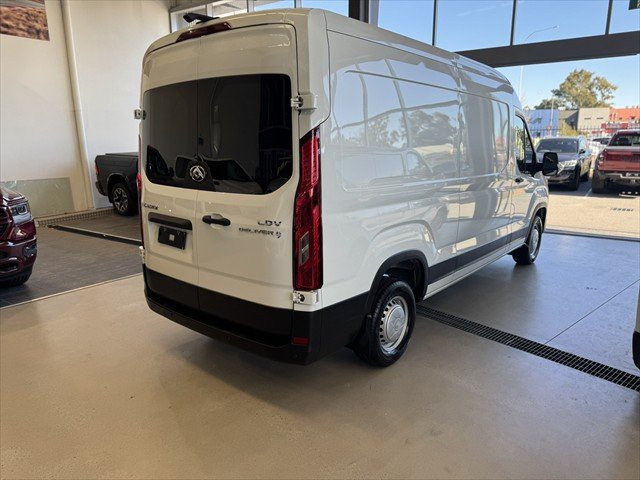 2025 LDV Deliver 9