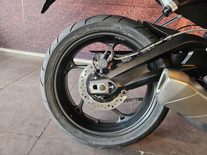 2025 Triumph Street Triple R 765 Street Triple Orange