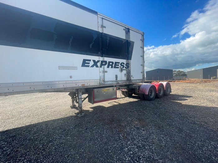 Maxitrans Refrigerated A Trailer