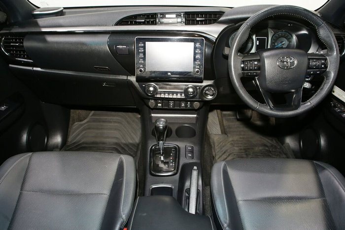 2021 Toyota Hilux Rugged X