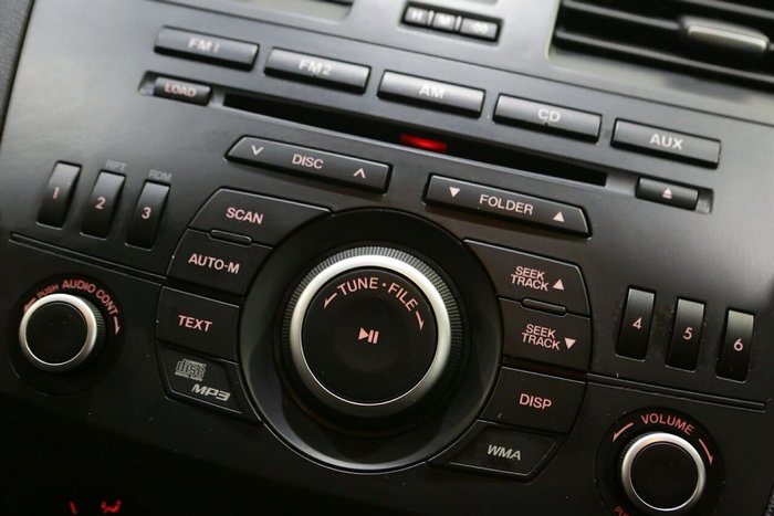 2013 Mazda 3 Neo