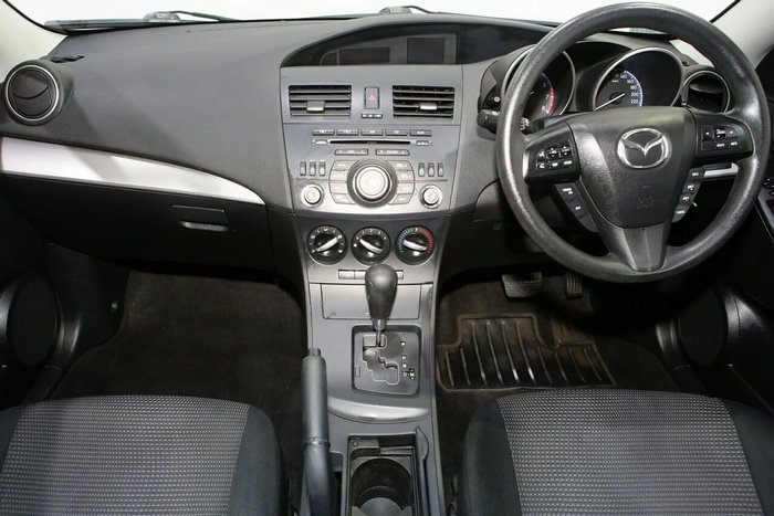 2013 Mazda 3 Neo