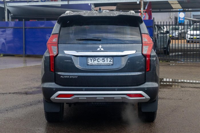 2023 Mitsubishi Pajero Sport Exceed