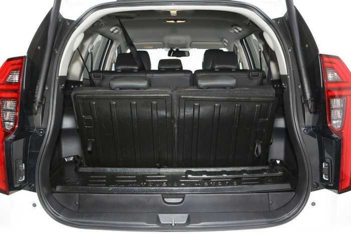 2024 Mitsubishi Pajero Sport Exceed