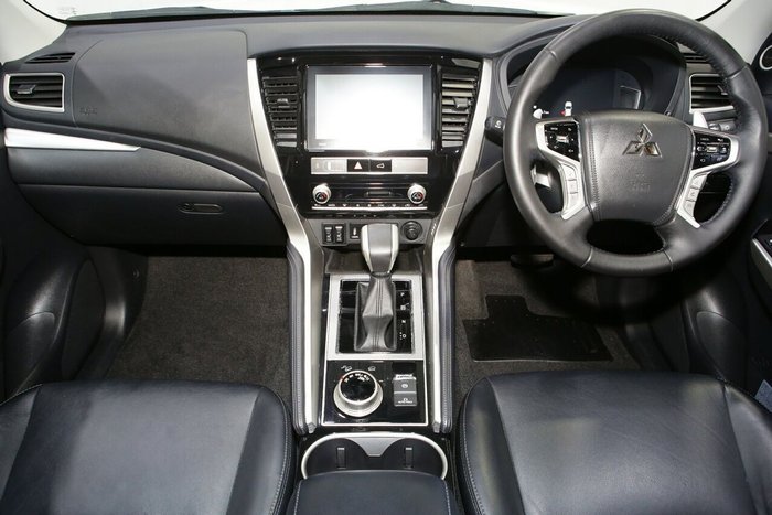 2024 Mitsubishi Pajero Sport Exceed
