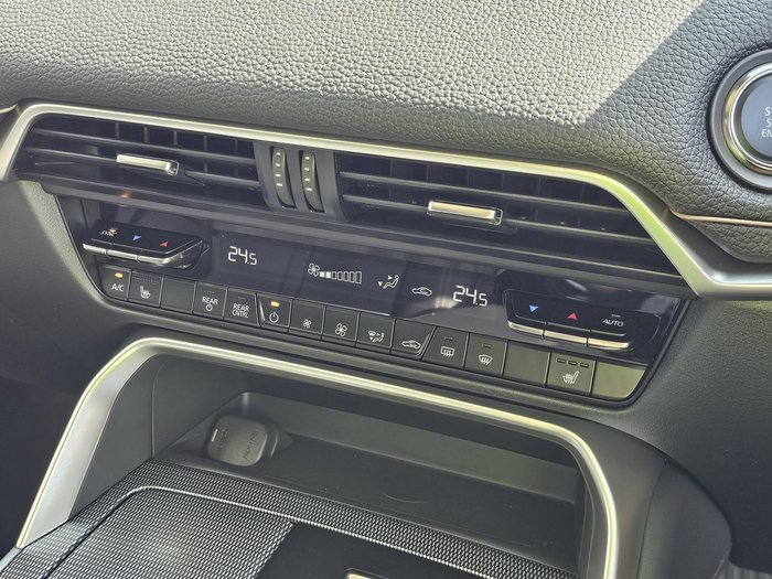 2025 Mazda CX-80 G40e Touring