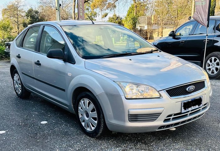 2005 Ford Focus CL LS Pure Silver